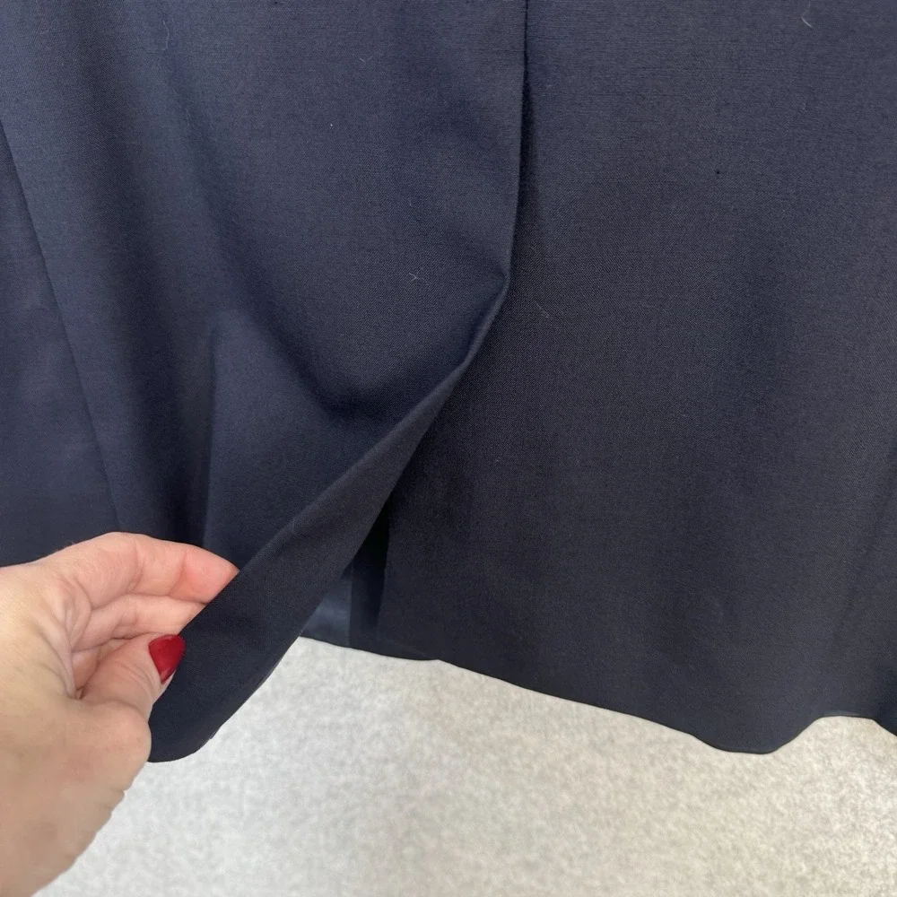 Etienne Aigner 100% Pure Wool Blazer Navy Blue 44R Made in Portugal Gold Buttons